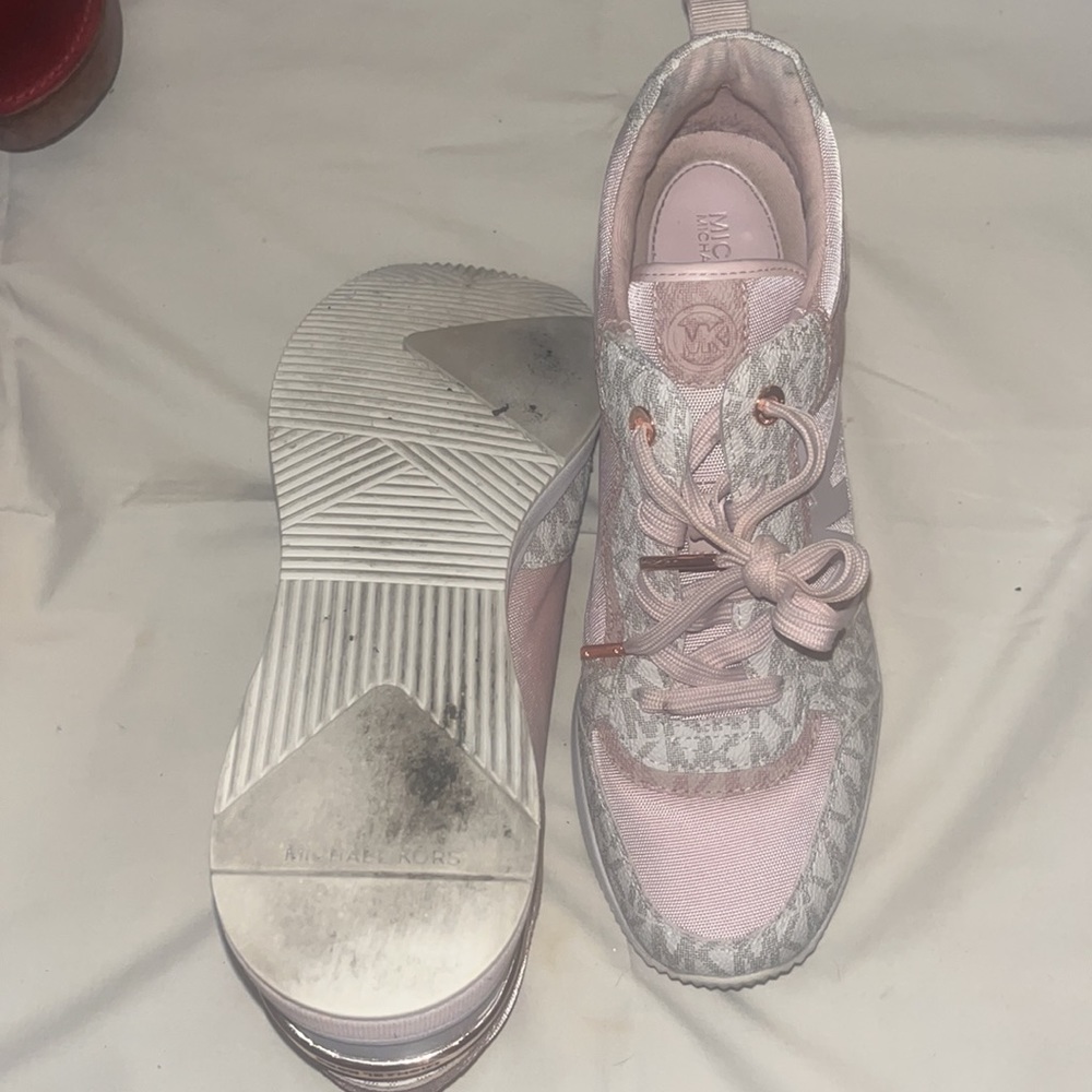 Michael kors pink sneakers - Picture 3 of 3